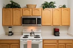 Close To Disney!! Dazzling 3-Bed 2ba Resort Condo!