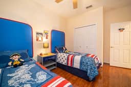 Entire Home  Near Disney  Private Pool!