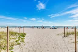 Oceanfront Apartment with Beach Access & Hot Tub