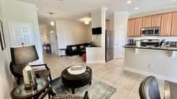 Attractive 3 bed townhome