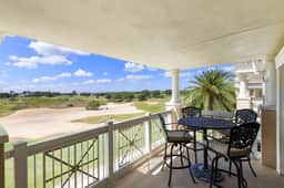 Exquisite 3rd floor condo