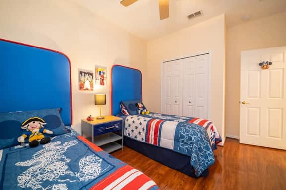 Entire Home  Near Disney  Private Pool!