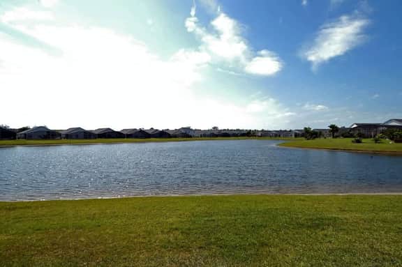 Lake Views  Family Fun, Pool,  Near Theme Parks