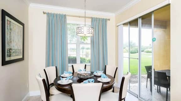 Attractive 3 bed townhome