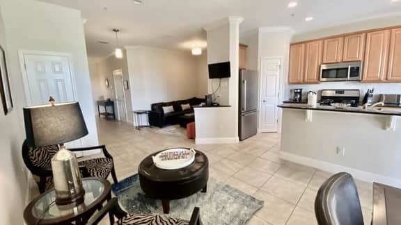 Attractive 3 bed townhome