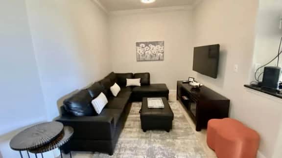Attractive 3 bed townhome