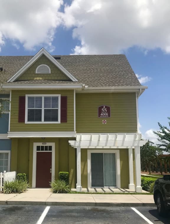  Beautiful Townhome! In a Resort! Near Disney!