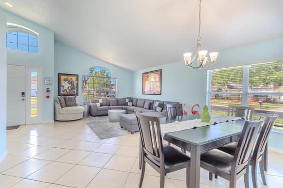 4-Bed Retreat w/ Pool, Spa & Dual Masters