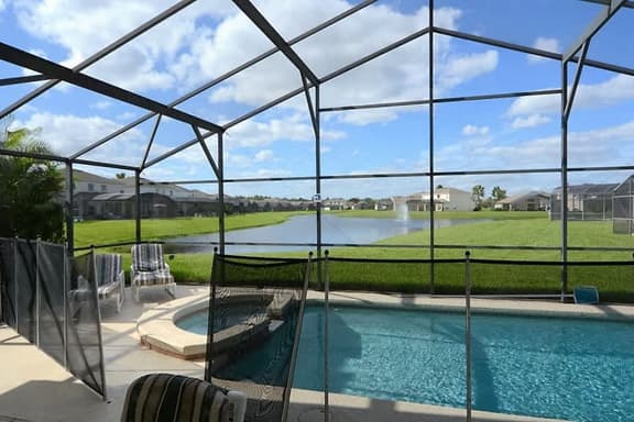 Lake View  Pool & Spa  Game Room, Near Disney!