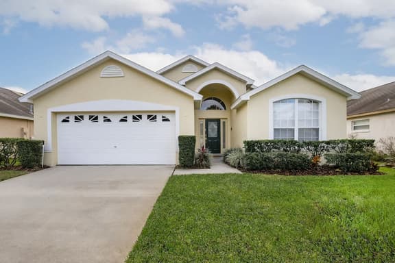 Pool & Game Room!  4-BR Retreat Near Disney Parks