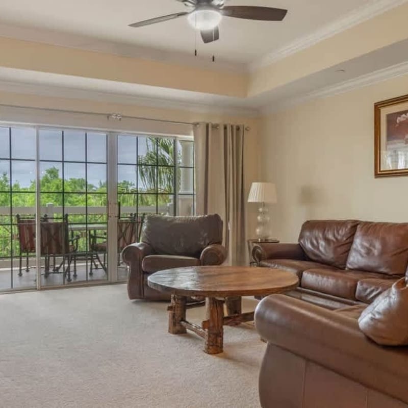 Pleasant retreat at Reunion close to Disney parks