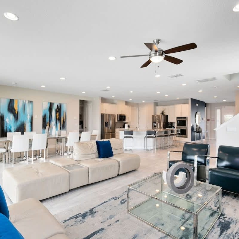 Fabulous family fun villa with splash pad and theater
